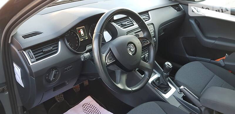 Універсал Skoda Octavia 2015 в Луцьку