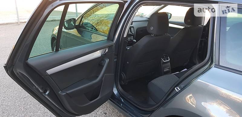 Універсал Skoda Octavia 2015 в Луцьку