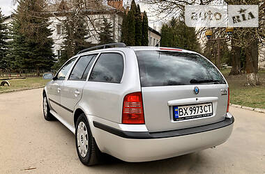 Універсал Skoda Octavia 2002 в 