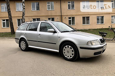 Універсал Skoda Octavia 2002 в 