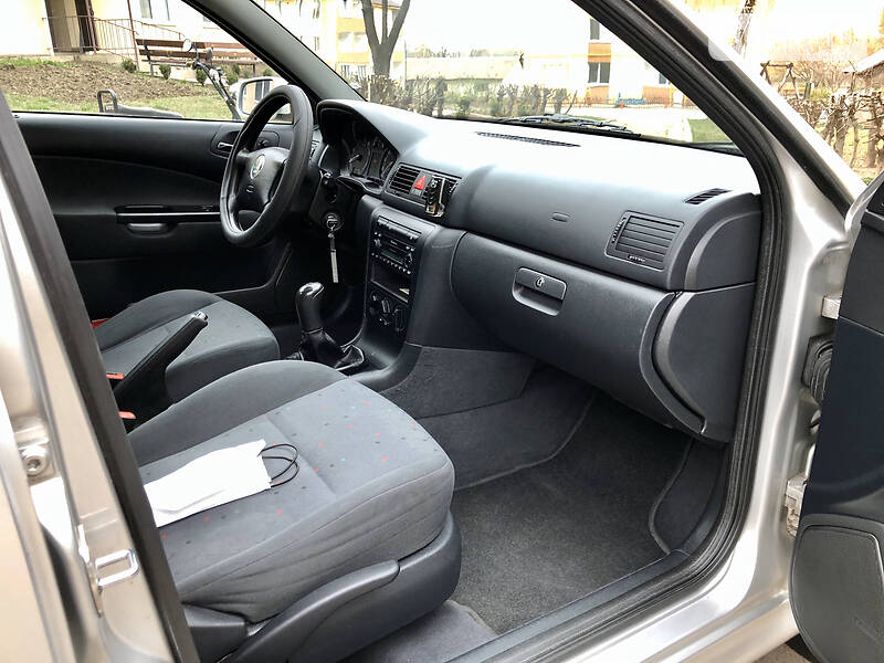 Универсал Skoda Octavia 2002 в Хмельницком