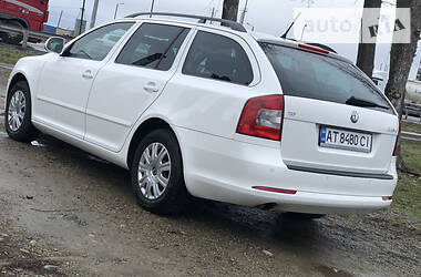 Универсал Skoda Octavia 2012 в 