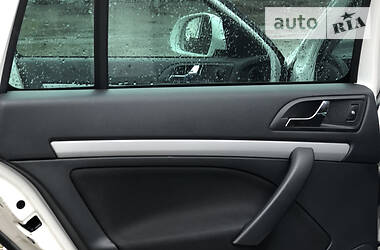 Универсал Skoda Octavia 2012 в 