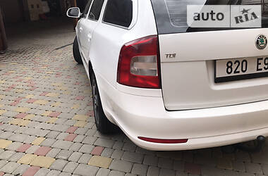 Універсал Skoda Octavia 2011 в 