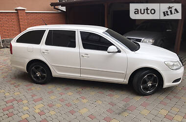 Універсал Skoda Octavia 2011 в 
