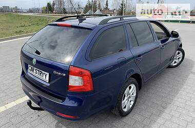 Універсал Skoda Octavia 2010 в 