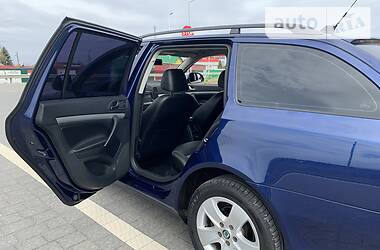 Універсал Skoda Octavia 2010 в 