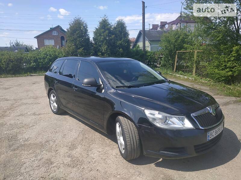 Універсал Skoda Octavia 2012 в Самборі