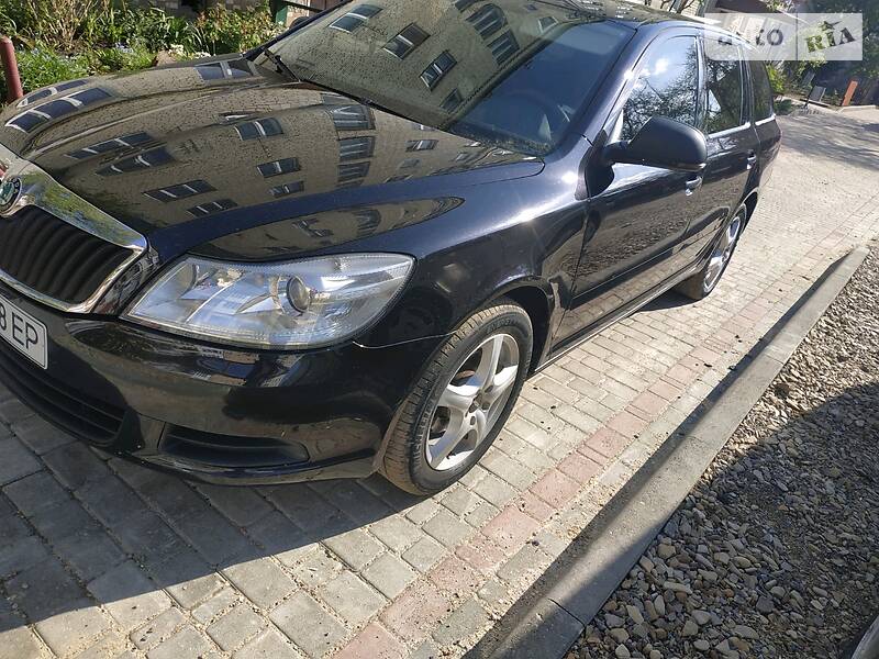 Універсал Skoda Octavia 2012 в Самборі