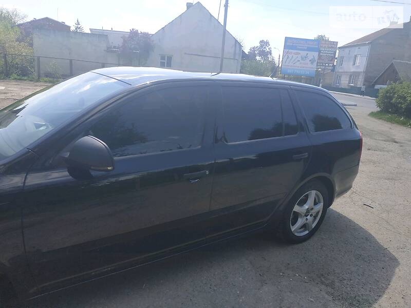 Універсал Skoda Octavia 2012 в Самборі