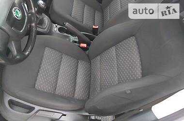 Седан Skoda Octavia 2011 в 