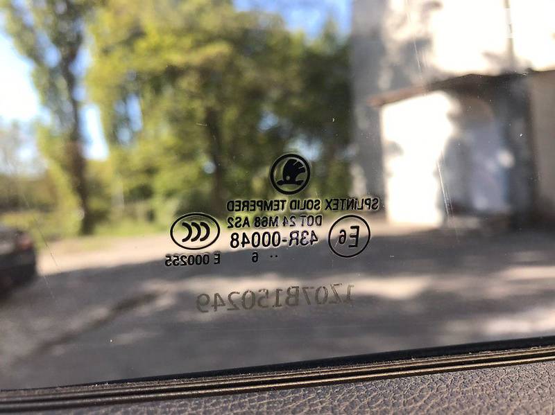 Седан Skoda Octavia 2006 в Києві