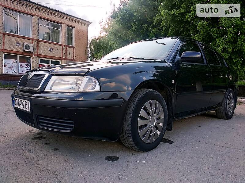 Седан Skoda Octavia 2006 в Теофіполі