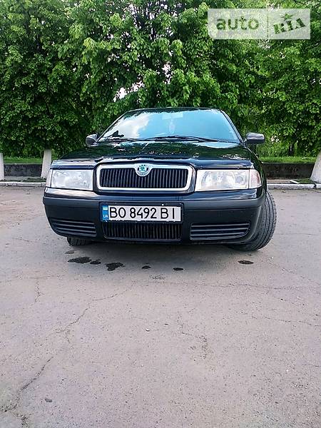 Седан Skoda Octavia 2006 в Теофіполі
