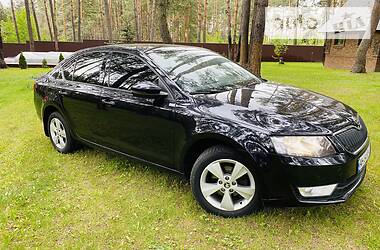 Хэтчбек Skoda Octavia 2015 в 