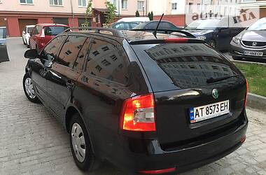 Універсал Skoda Octavia 2012 в 