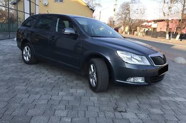 Универсал Skoda Octavia 2012 в Стрые