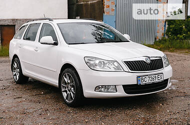 Универсал Skoda Octavia 2011 в Зборове