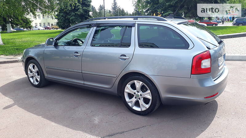Універсал Skoda Octavia 2012 в Овручі
