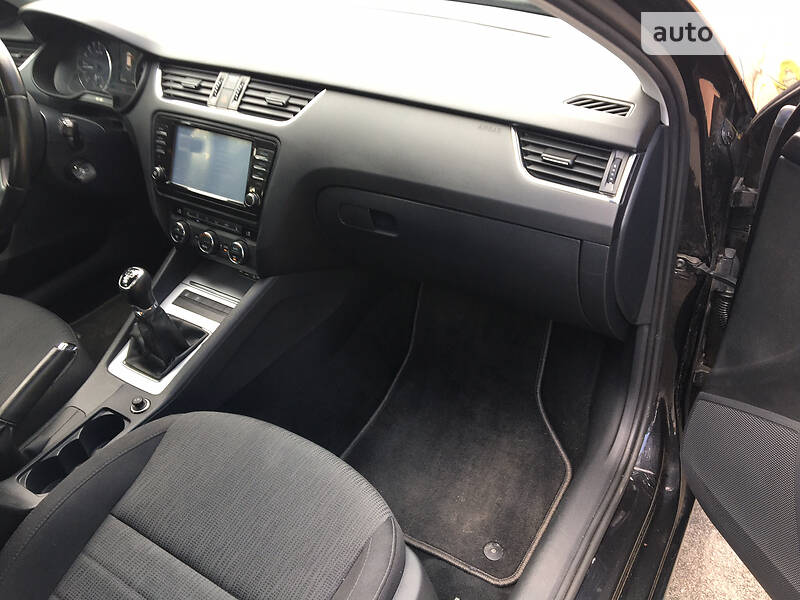 Універсал Skoda Octavia 2015 в Умані фото 12 Універсал Skoda Octavia 2015 в Умані