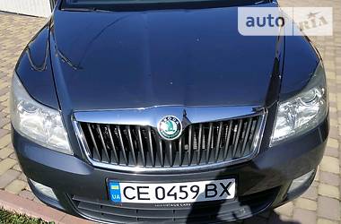 Седан Skoda Octavia 2011 в Черновцах