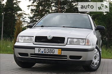 Хэтчбек Skoda Octavia 2000 в Бучаче