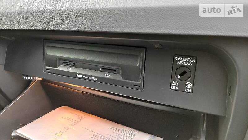 Універсал Skoda Octavia 2016 в Чернівцях