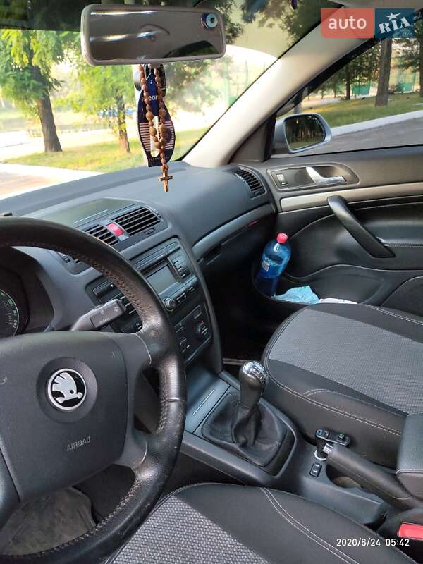 Хэтчбек Skoda Octavia 2007 в Кривом Роге