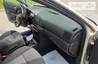 Універсал Skoda Octavia 2004 в 