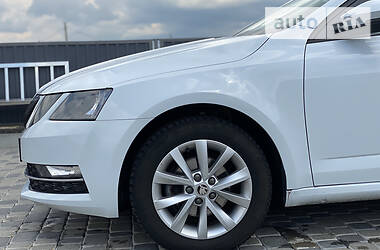 Універсал Skoda Octavia 2017 в 
