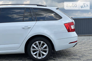 Універсал Skoda Octavia 2017 в 