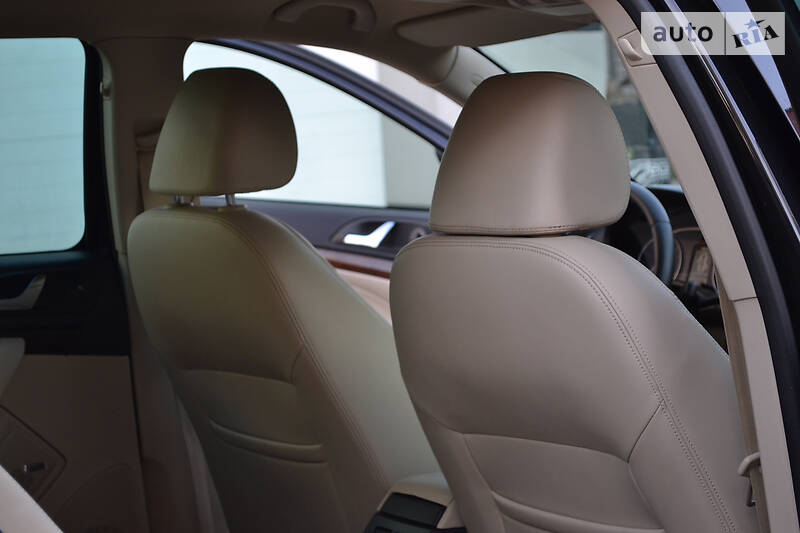 Универсал Skoda Octavia 2012 в Ровно
