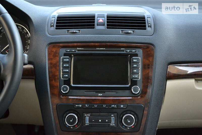 Универсал Skoda Octavia 2012 в Ровно