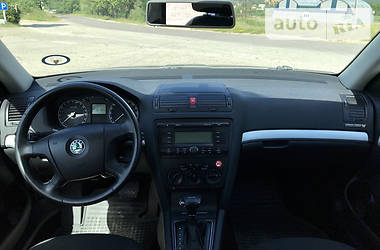 Универсал Skoda Octavia 2007 в Новояворовске