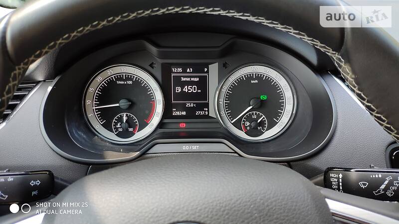 Універсал Skoda Octavia 2015 в Чернівцях