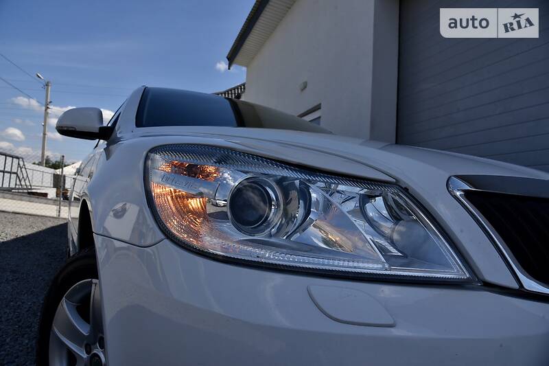 Універсал Skoda Octavia 2012 в Дрогобичі