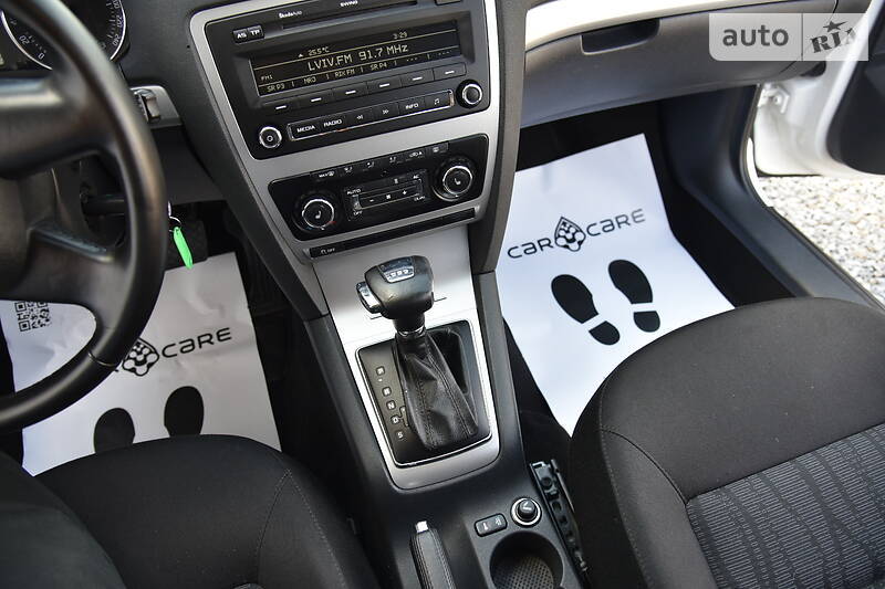 Універсал Skoda Octavia 2012 в Дрогобичі