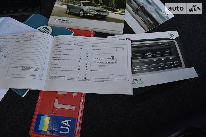 Універсал Skoda Octavia 2012 в Дрогобичі