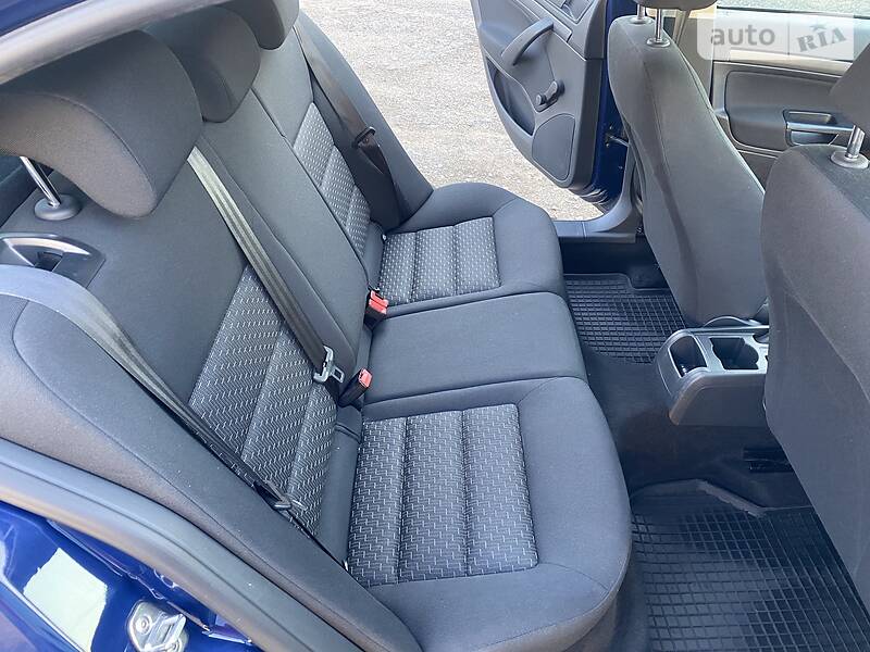 Седан Skoda Octavia 2012 в Луцьку