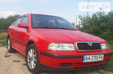 Лифтбек Skoda Octavia 1997 в Киеве