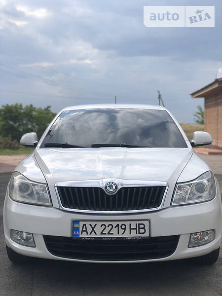 Ліфтбек Skoda Octavia 2012 в Ізюмі