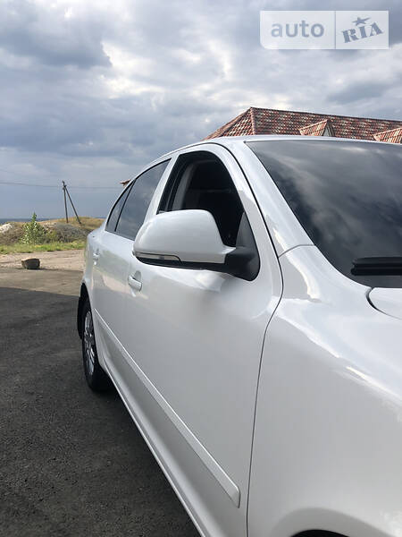 Ліфтбек Skoda Octavia 2012 в Ізюмі