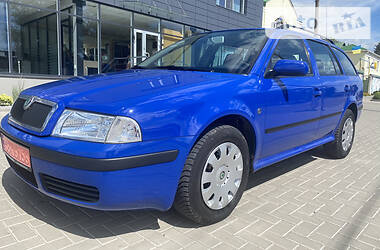 Універсал Skoda Octavia 2010 в 