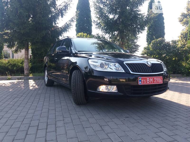Універсал Skoda Octavia 2009 в Луцьку