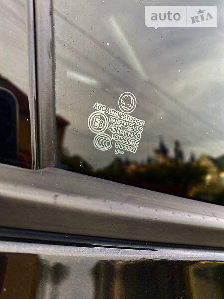 Седан Skoda Octavia 2015 в Ужгороде