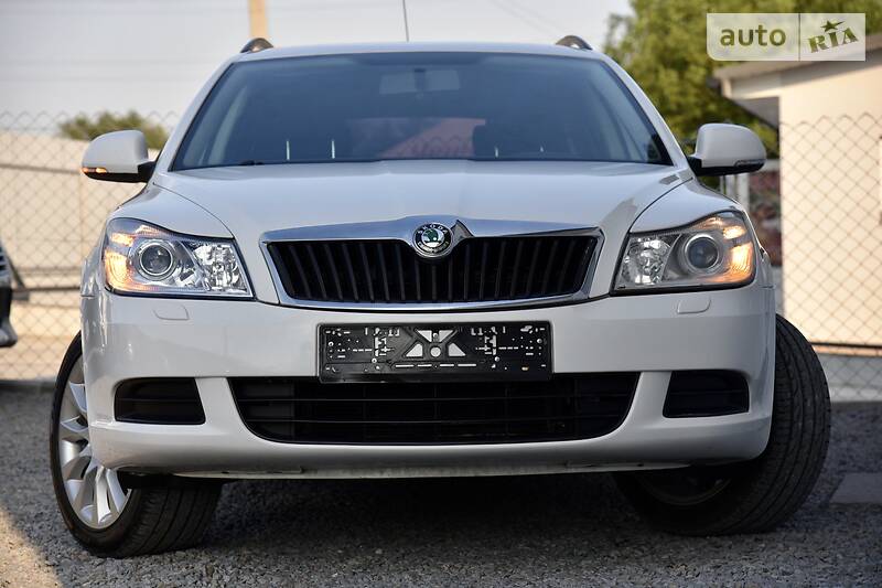 Універсал Skoda Octavia 2011 в Дрогобичі