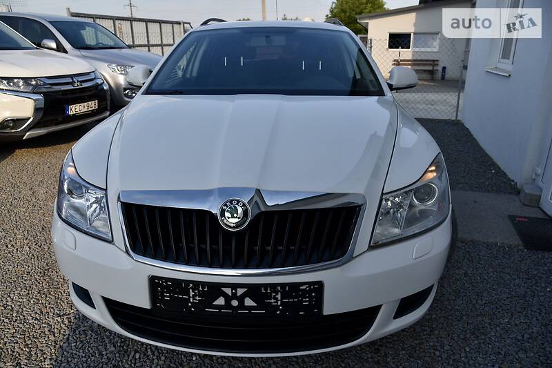 Універсал Skoda Octavia 2011 в Дрогобичі