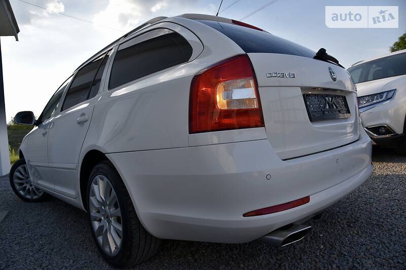 Універсал Skoda Octavia 2011 в Дрогобичі