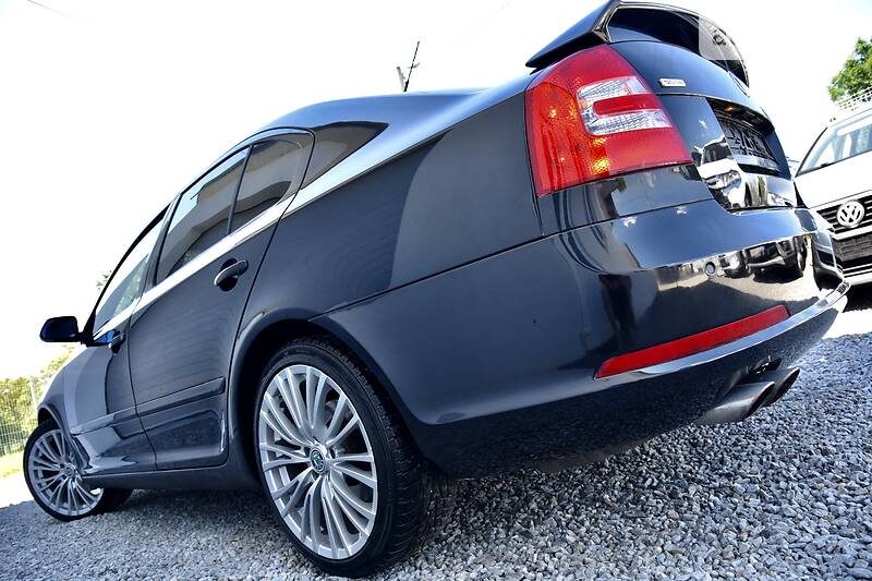 Седан Skoda Octavia 2009 в Дрогобичі