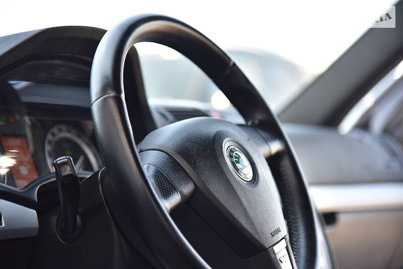 Седан Skoda Octavia 2009 в Дрогобичі